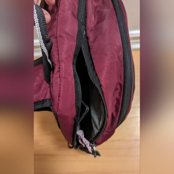 Backpack - Picture 15 of 16